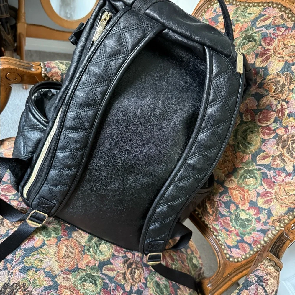 Itzy Ritzy Black and Gold Quilted Diaper Backpack - Picture 7 of 16